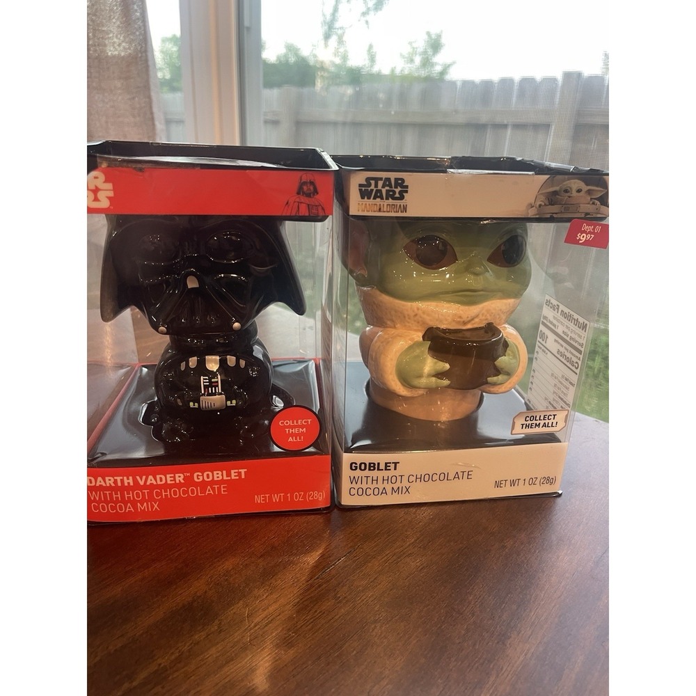 Disney Star Wars Mandalorian Grogu & Darth Vader Holiday Goblets w/Cocoa